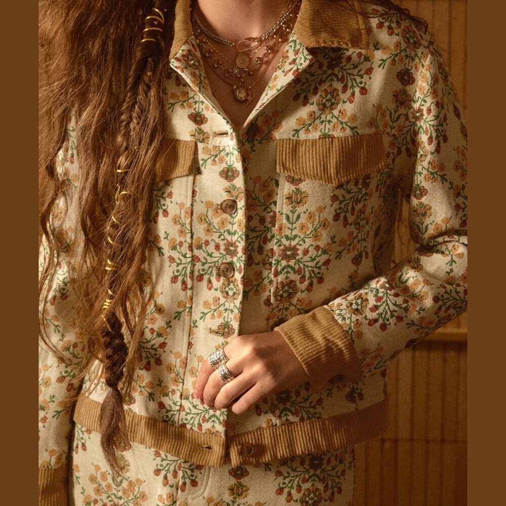 Cream Floral Tapestry Print Corduroy Trim Buttoned Cropped Trucker Jacket
